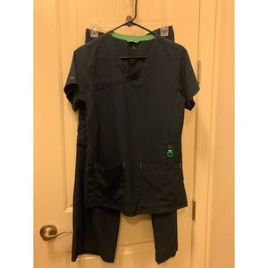 Carhartt Scrub Set - Navy blue size small